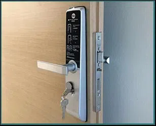  Cincinnati Local 24 Hr Locksmith Cincinnati, OH 513-642-8021 - 17-lock-installation